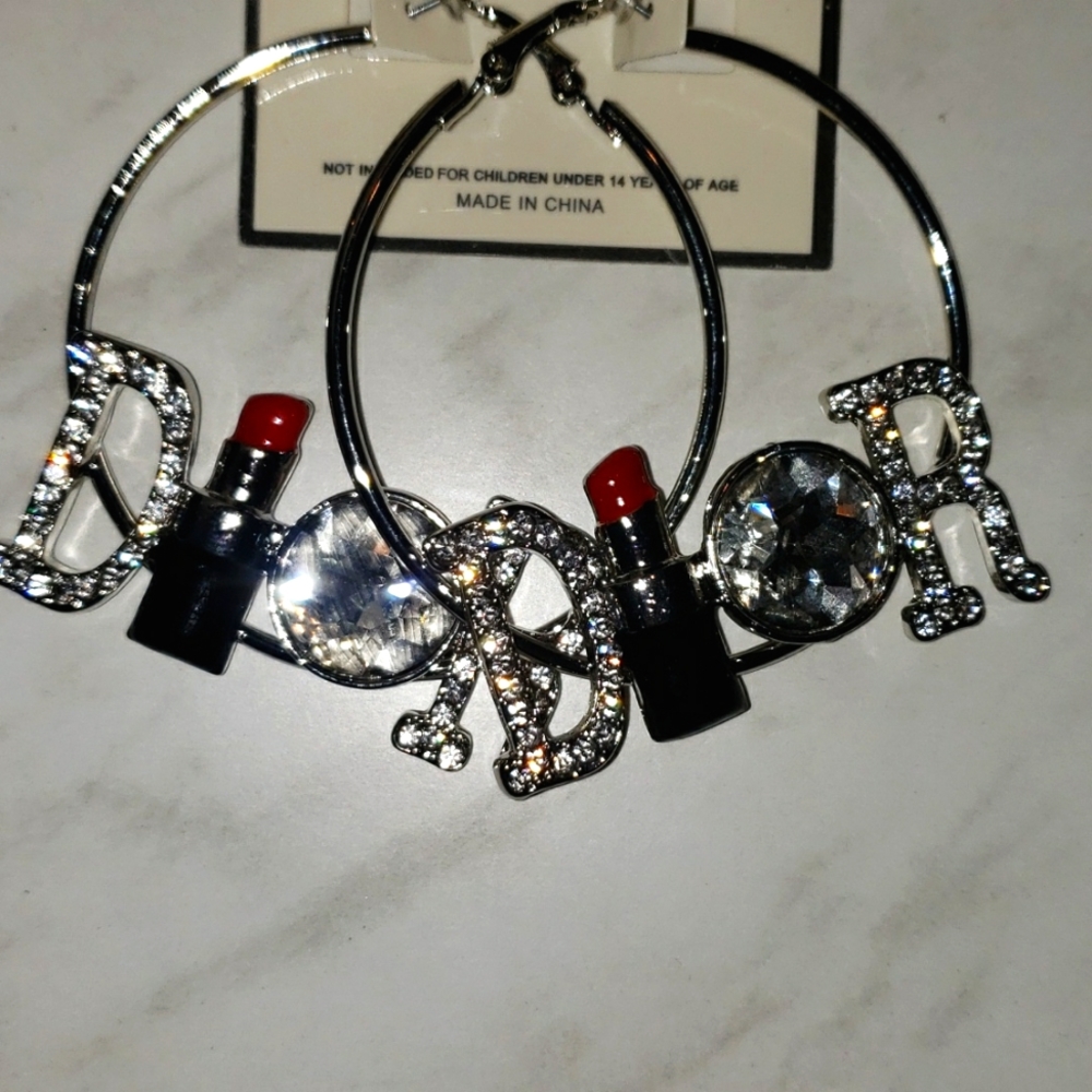 "Lipstick" hoop earrings